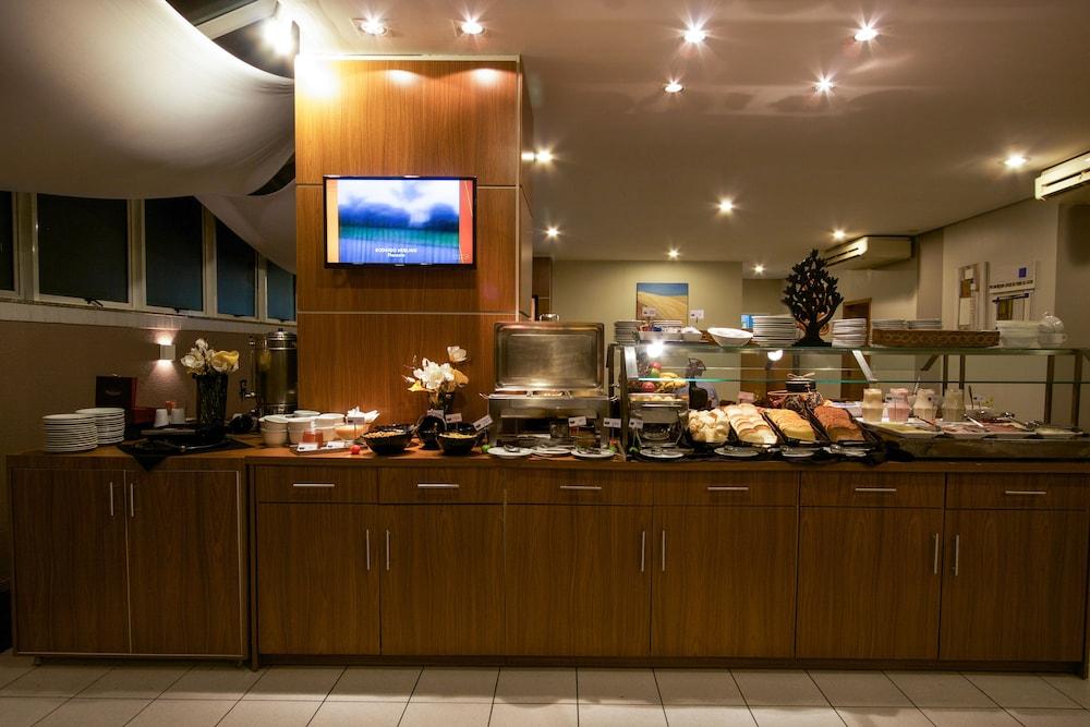 酒店 Bristol Centro Civico 4*